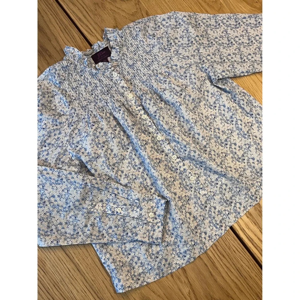 J.Crew Liberty Fabric Floral Blouse Womens XS Blue Cottagecore Pintuck Top - Picture 2 of 11